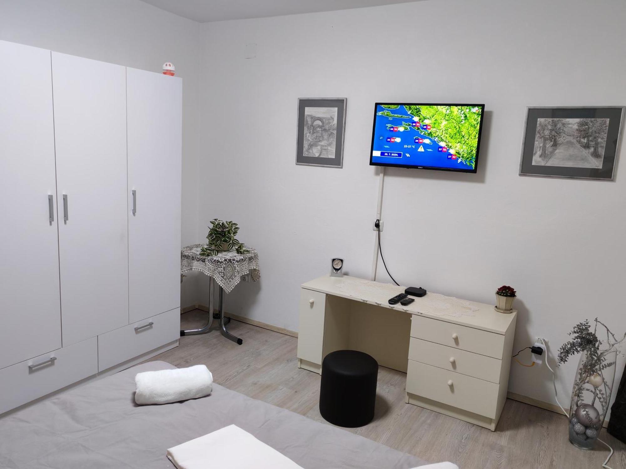 Apartman Ivana Karlovac Zewnętrze zdjęcie